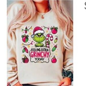 SHEIN Cream Grinch Graphic Sweatshirt